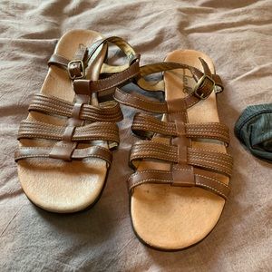 CLARKS SANDALS